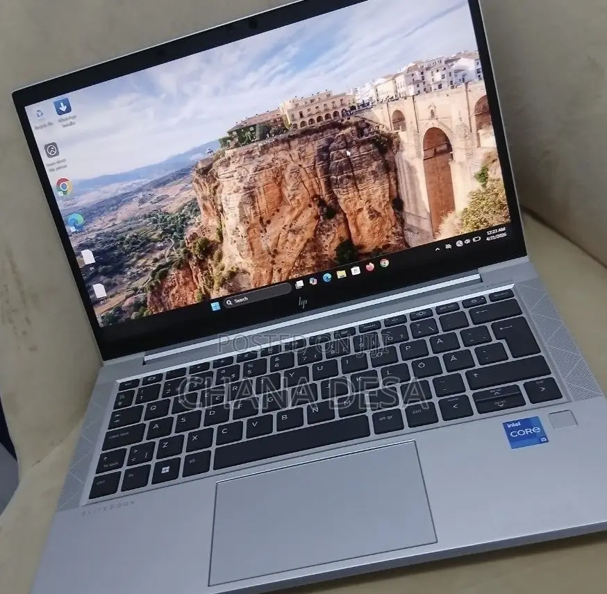 New Laptop HP EliteBook 840 G8 16GB Intel Core i5 SSD 512GB