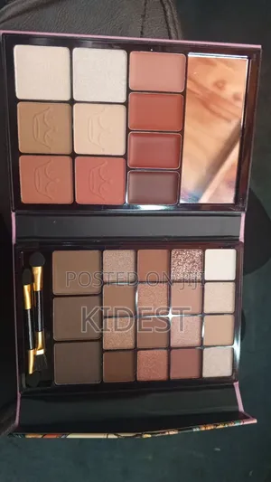 Mini Eyeshadow Pallet