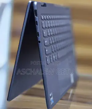 New Laptop Lenovo Yoga 7i 16GB Intel Core i7 SSD 512GB
