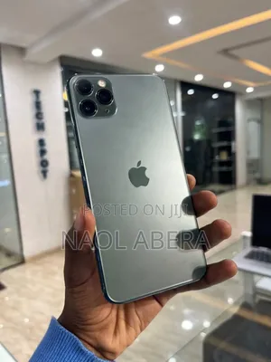 New Apple iPhone 11 Pro Max 256 GB Black