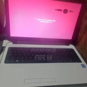 Laptop HP 15-ra003nia 4GB Intel Celeron HDD 500GB