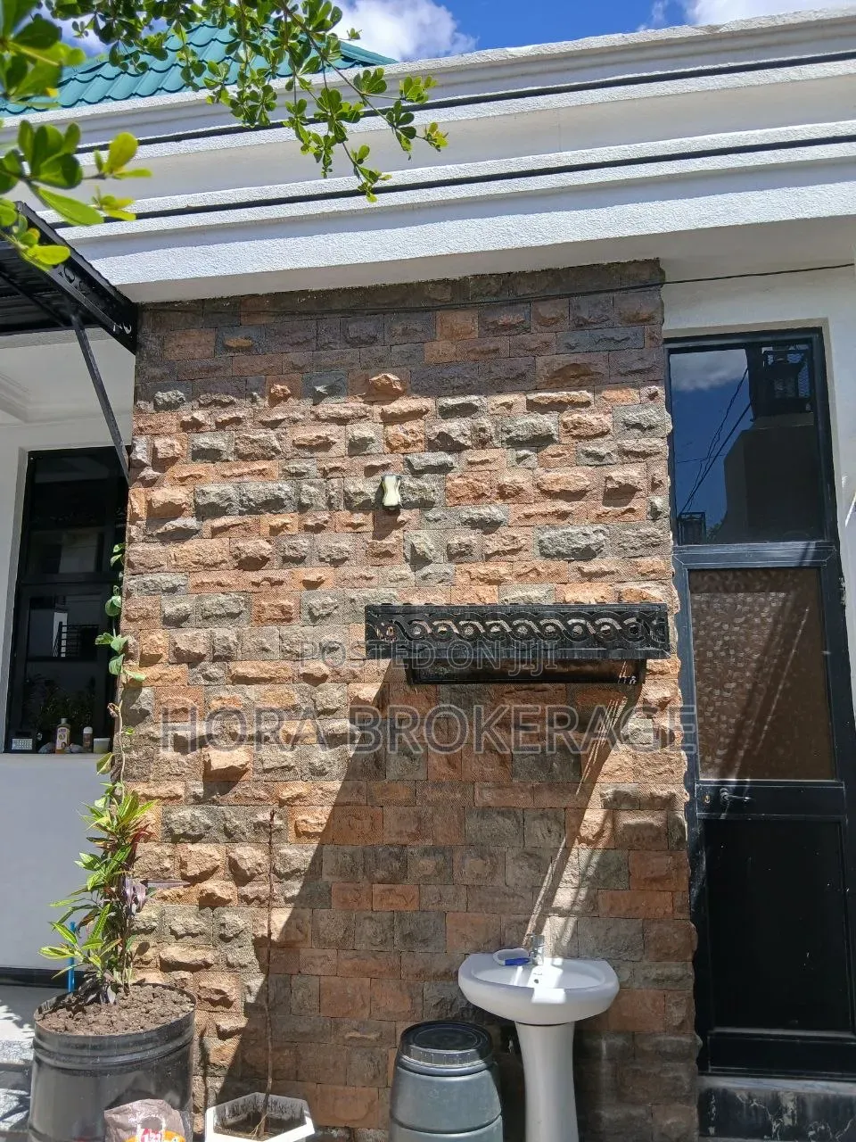 Furnished 5bdrm Villa in East Shewa for sale