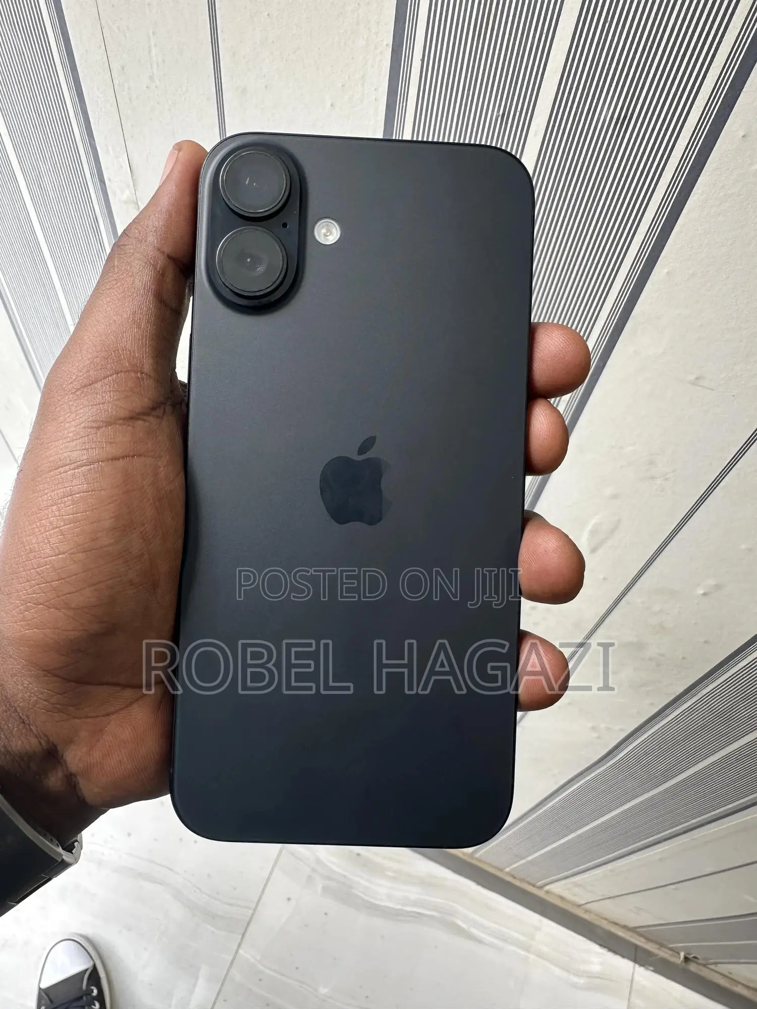 New Apple iPhone 16 Plus 256 GB Black