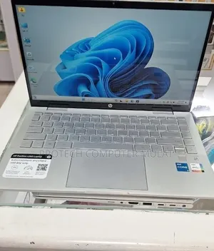 New Laptop HP Pavilion x360 8GB Intel Core i5 SSD 512GB