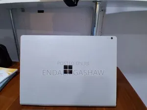 New Laptop Microsoft Surface Book 2 16GB Intel Core i7 SSD 512GB