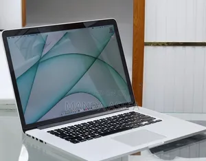 New Laptop Apple MacBook Pro 2015 16GB Intel Core i7 SSD 512GB