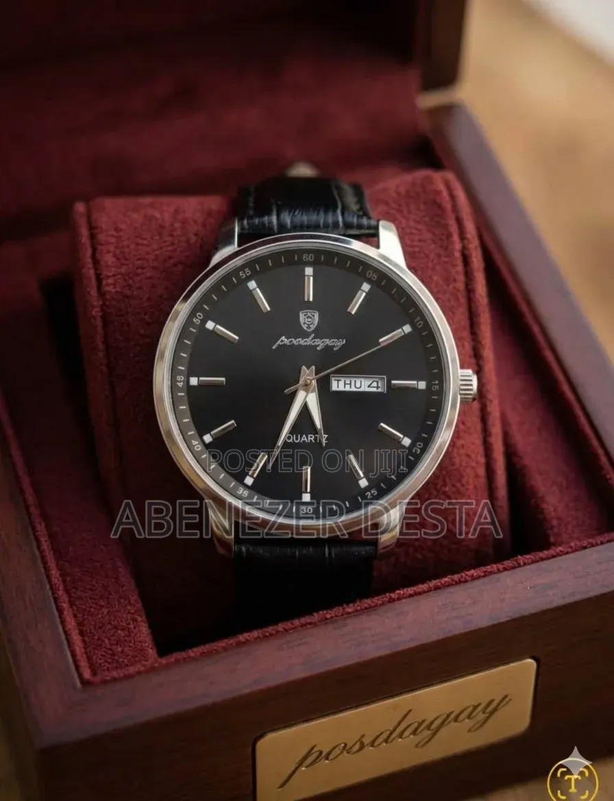 Poedagar 832 Men's Quartz Business Watch Featuring