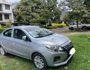 Mitsubishi Attrage 2021 Silver