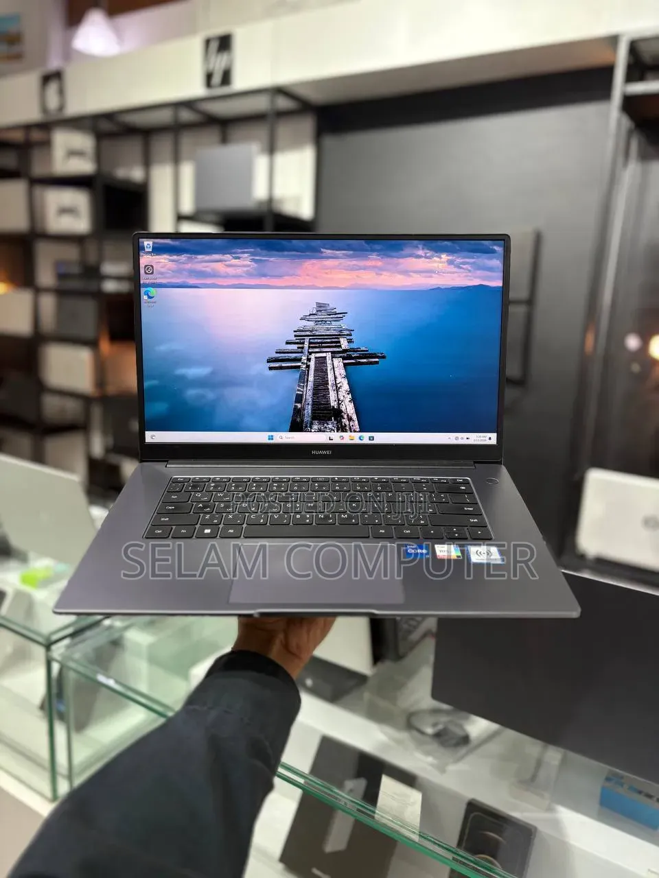 New Laptop Huawei MateBook 16s 16GB Intel Core i7 SSD 512GB