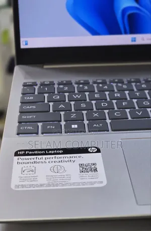 New Laptop HP Pavilion 15 8GB Intel Core Ultra 5 SSD 512GB