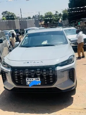 Jetour X70 Plus 2024 Beige