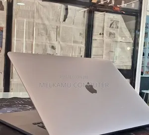New Laptop Apple MacBook Pro 2019 32GB Intel Core i7 SSD 128GB