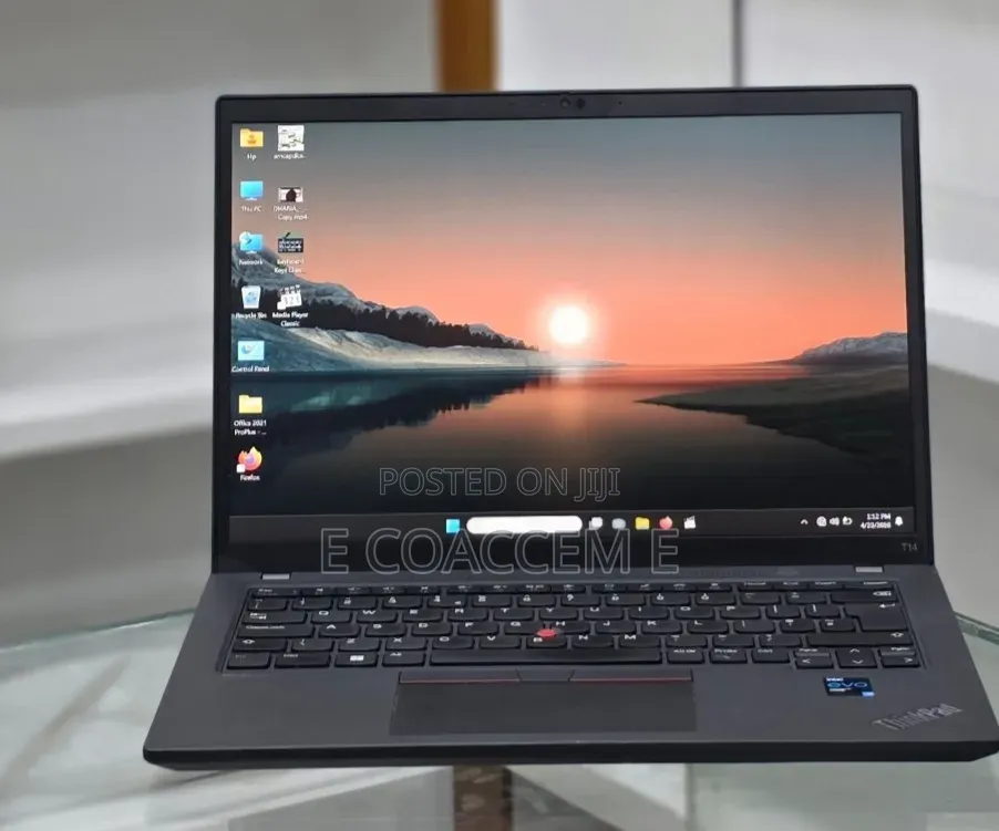 New Laptop Lenovo 16GB Intel Core i7 SSD 256GB