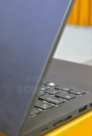 New Laptop Lenovo 16GB AMD Ryzen 7 SSD 512GB