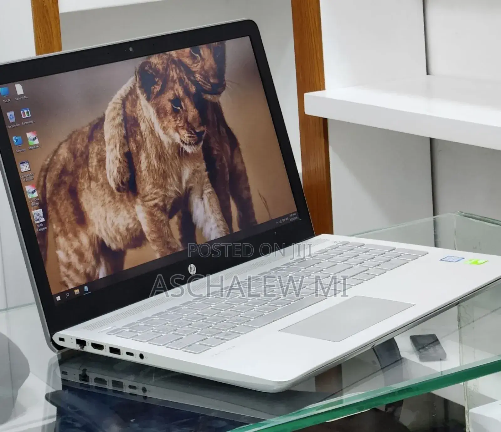 New Laptop HP Pavilion 15 8GB Intel Core i7 SSD 512GB
