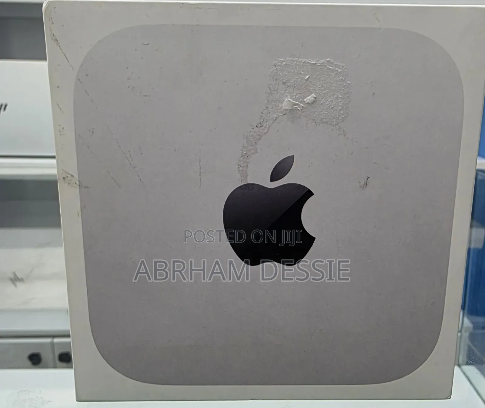 New Laptop Apple MacBook Air 2025 M4 13-inch 16GB Apple M4 SSD 256GB