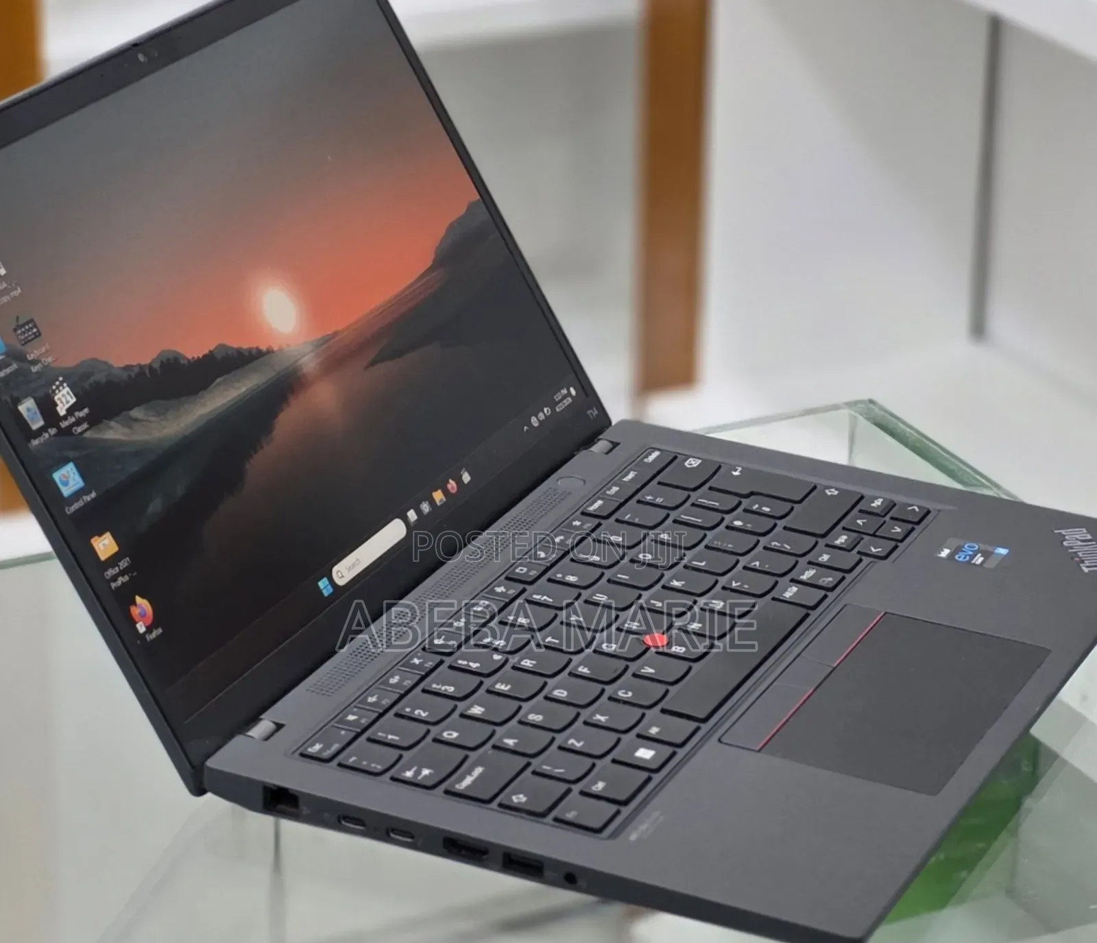 New Laptop Lenovo ThinkPad T14 16GB Intel Core i7 SSD 512GB