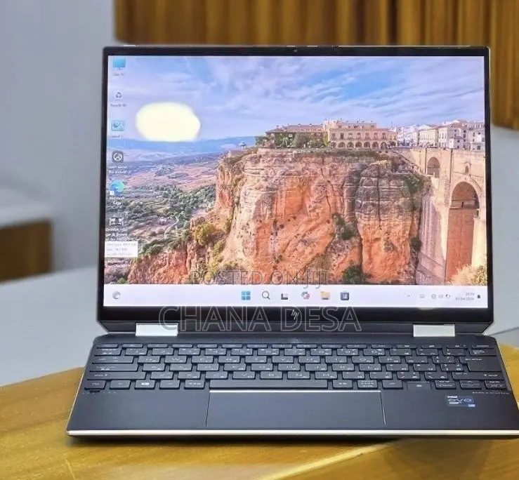 New Laptop HP Spectre 16GB Intel Core i7 SSD 512GB