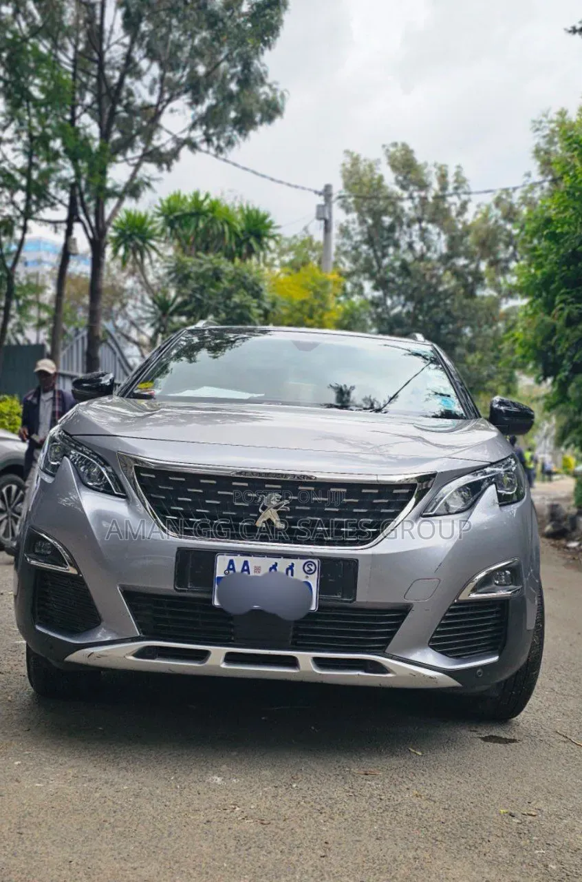Peugeot 5008 2020 Gray