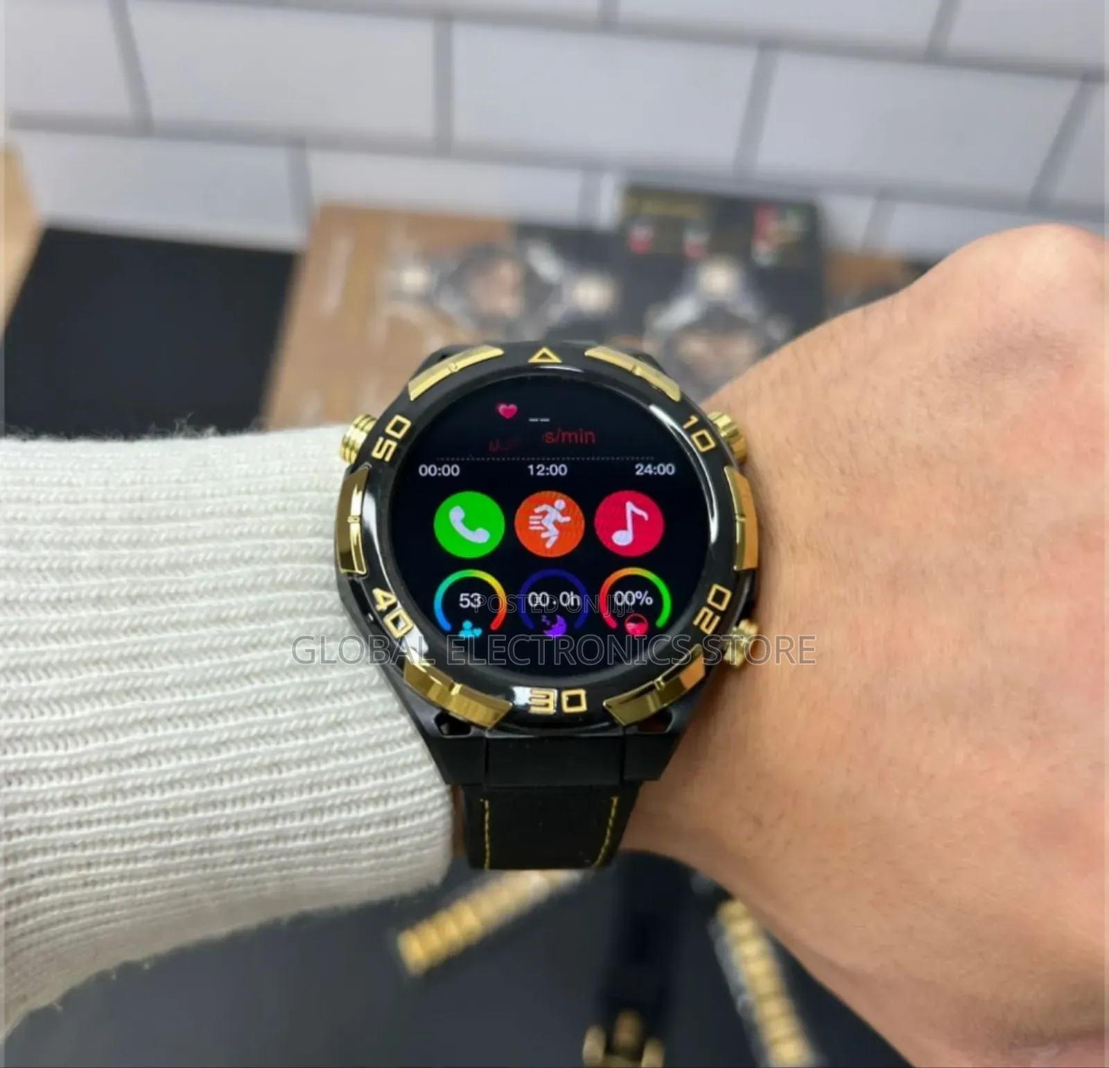 Amoled Waterproof Smart Watch With 1gb Storage 10-Day Battery 3 Straps