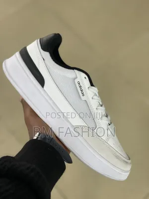 Adidas Courtic Sneakers