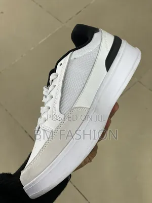 Adidas Courtic Sneakers