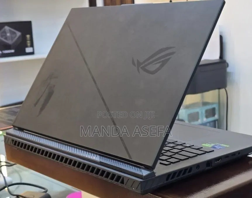 New Laptop Asus ROG Strix G17 32GB Intel Core i9 SSD 2T