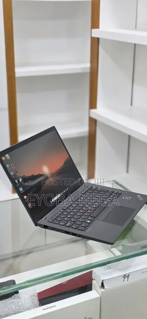 New Laptop Lenovo ThinkPad T14 G3 16GB Intel Core i7 SSD 512GB