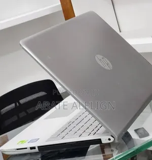 New Laptop HP Pavilion 15 8GB Intel Core i7 SSD 512GB