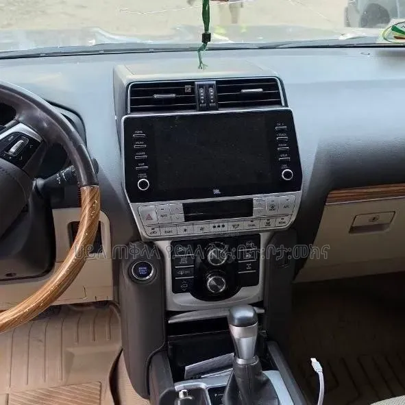 Toyota Land Cruiser Prado 2021 Pink