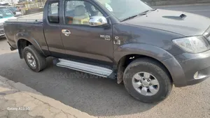 Toyota Hilux 2007 Gray