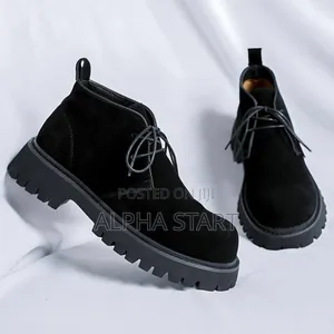 New Arrival አዲስ የገቡ Velvet Fashion Boots Stock Materials