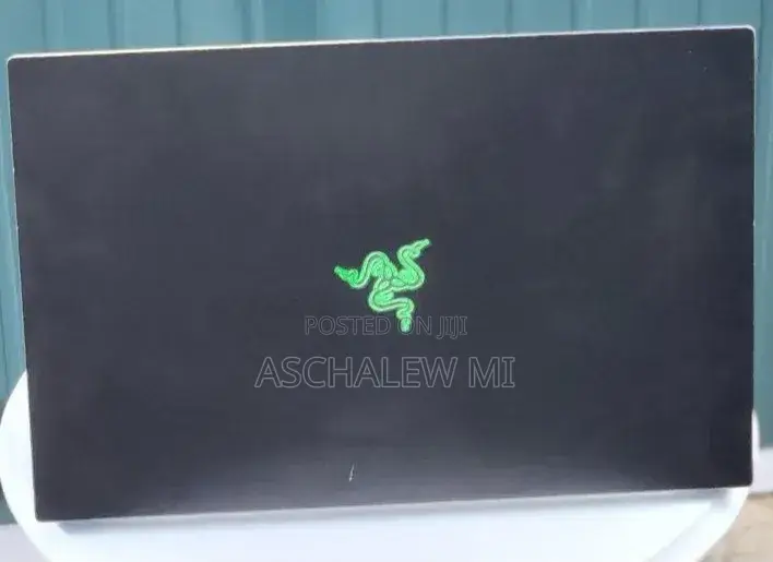 New Laptop Razer Blade 16GB Intel Core i7 SSD 512GB