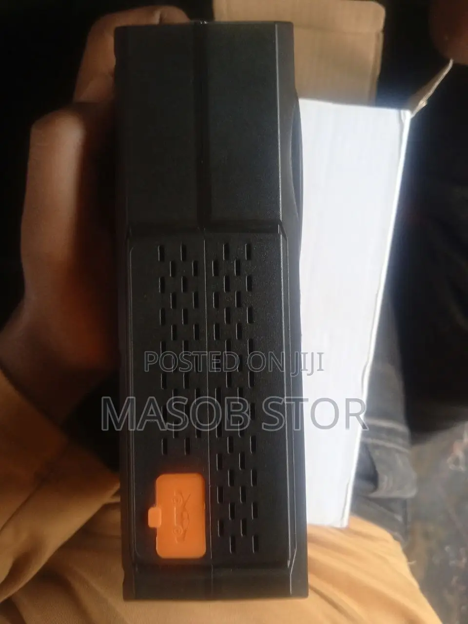 የመኪና ማስነሻ (Jump Starter የጎማ መንፊያ (Compressor)
