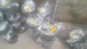 Dumbbell and Barbell( Local From 3 Lg to 15kg)