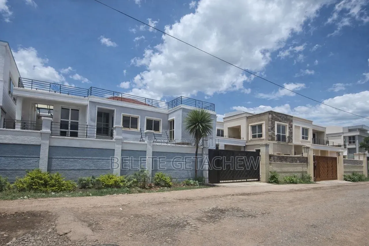 6bdrm House in Lebu, G+1 Luxury, Nifas Silk-Lafto for sale