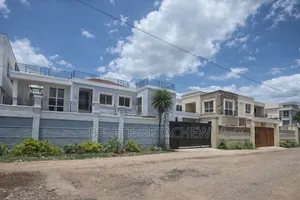 6bdrm House in Lebu, G+1 Luxury, Nifas Silk-Lafto for sale