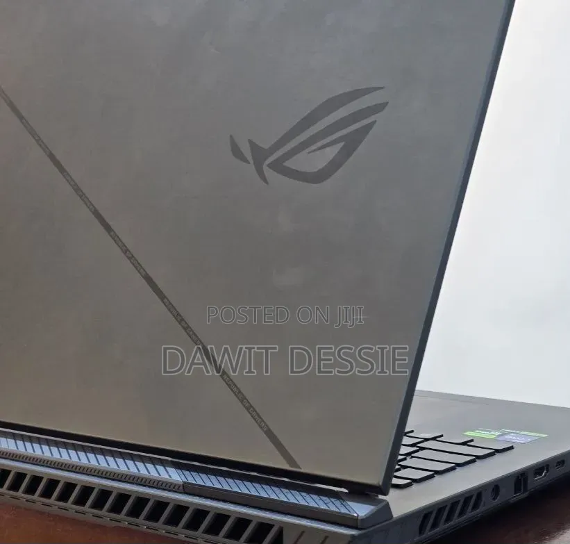 New Laptop Asus 32GB Intel Core i9 SSD 2T