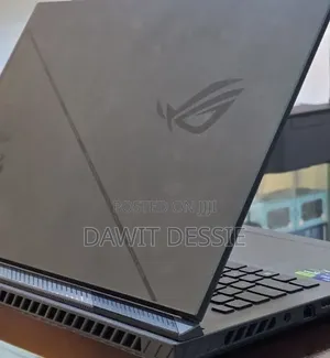 New Laptop Asus 32GB Intel Core i9 SSD 2T