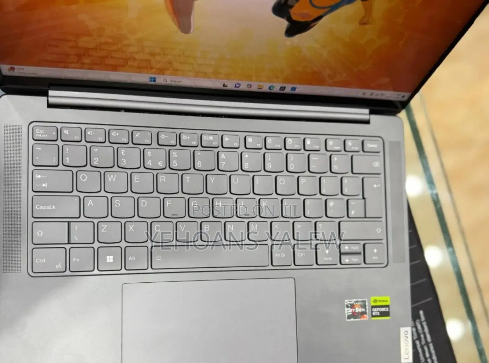 New Laptop Lenovo Yoga 710 32GB AMD Ryzen 7 SSD 512GB