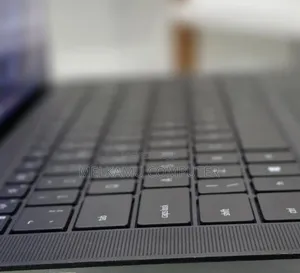 New Laptop Apple MacBook Pro 2019 16GB Intel Core i7 SSD 512GB