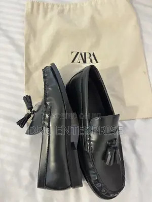 Zara Black Leather Tassel Loafers
