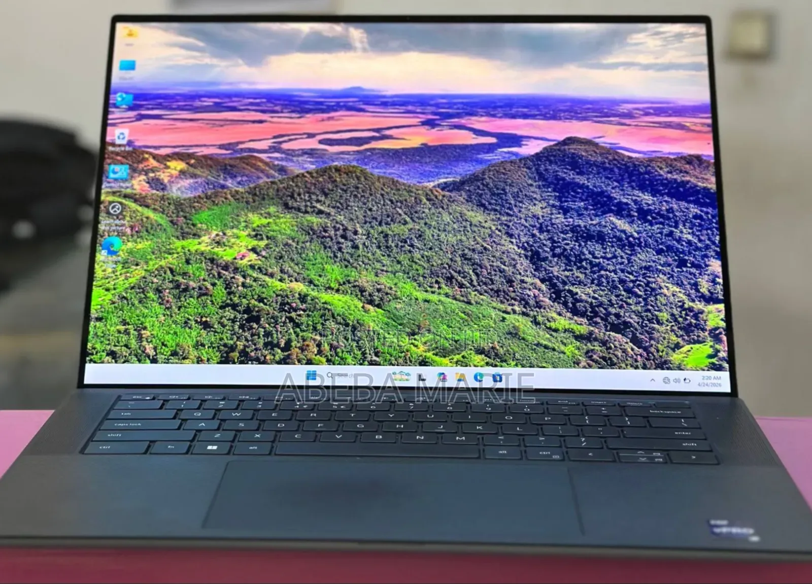 New Laptop Dell Precision 15 7550 16GB Intel Core i9 SSD 512GB