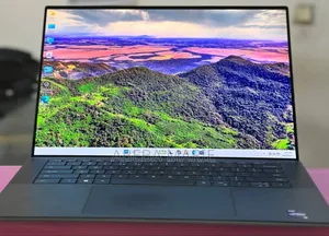 New Laptop Dell Precision 15 7550 16GB Intel Core i9 SSD 512GB