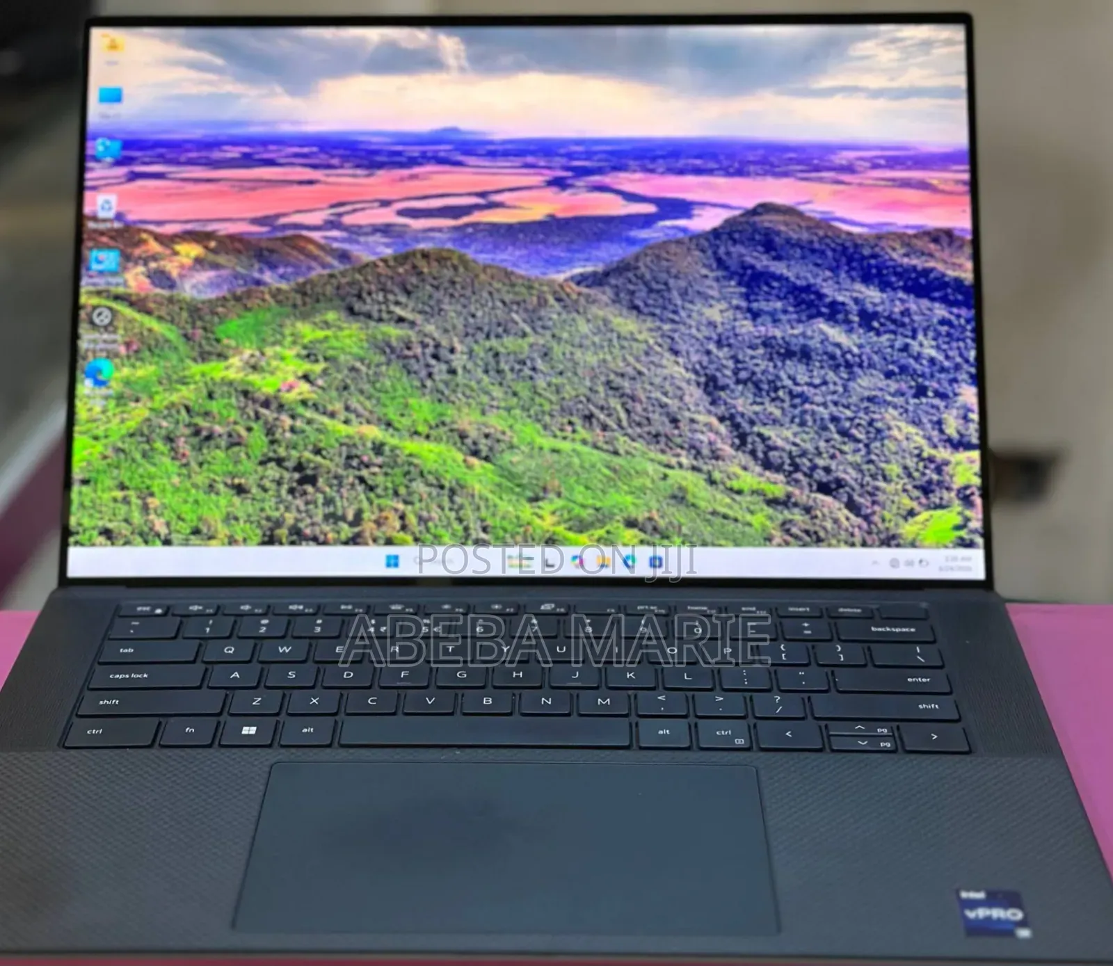 New Laptop Dell Precision 15 7550 16GB Intel Core i9 SSD 512GB