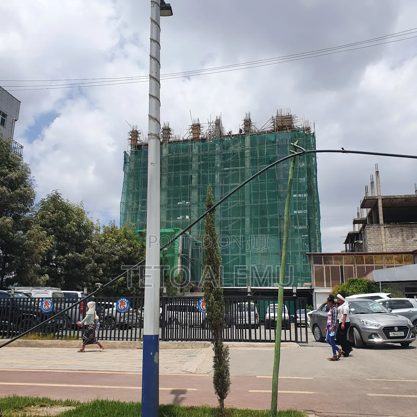 ለገንቢዎች CMC ሚኒስትሮች ሰፈር – 1000 ካሬ ቦታ ለሽያጭ ዋጋ: 120 ሚሊዮን ብር