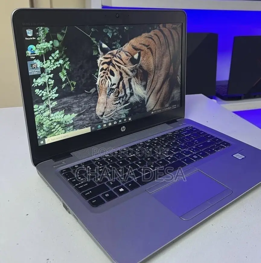 New Laptop HP EliteBook 820 G3 4GB Intel Core i5 HDD 1T
