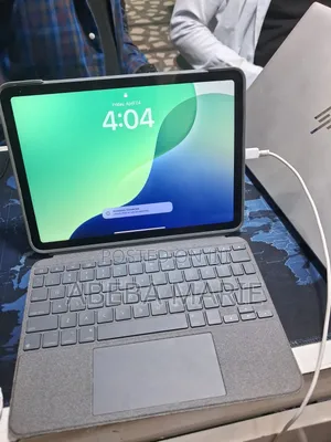New Apple iPad Air (2022) 256 GB
