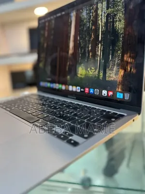 New Laptop Apple MacBook Air 2020 M1 8GB Apple M1 SSD 256GB