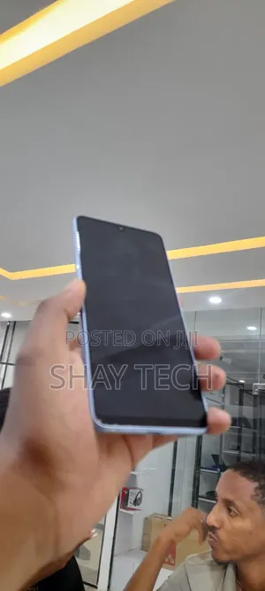 New Samsung Galaxy A33 5G 128 GB Purple